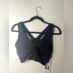 Alo Yoga wild thing bra